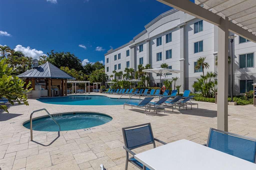 Hampton Inn & Suites San Juan Carolina Facilități foto
